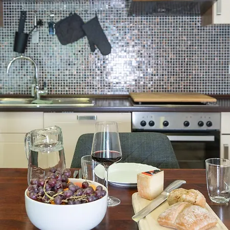 Traumhafte Nordsee Ferienwohnung: 150qm Barrierefrei & Familienfreundlich Nahe Sankt Peter Ording